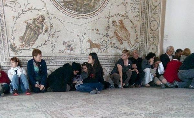 (UPDATE/VIDEO) ATAC TERORIST la muzeul din Tunis.