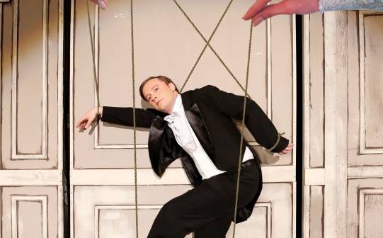 (VIDEO) Iaşi: ‘Colivia’ de Feydeau, premieră naţională la Teatrul Naţional ‘Vasile Alecsandri’ (VIDEO) Iaşi: ‘Colivia’ de Feydeau, premieră naţională la Teatrul Naţional ‘Vasile Alecsandri’