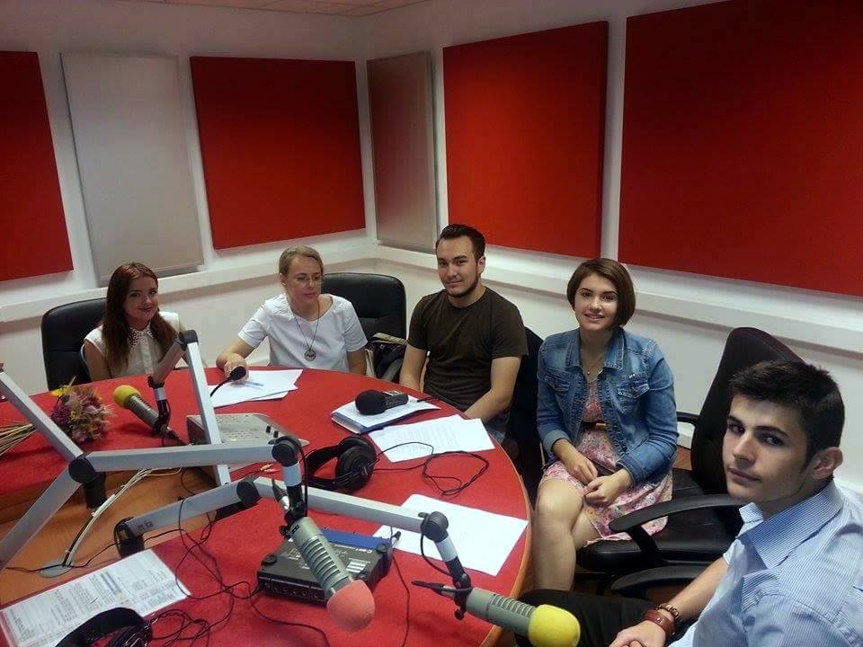 (REPORTAJ) Proiectul „Nu cumpăr în plastic” a prins contur