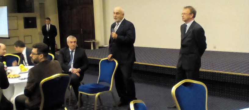 Iaşi: Tăriceanu – ALDE va negocia după alegerile locale cu orice partid pentru a forma majorităţi în consiliile locale şi cele judeţene