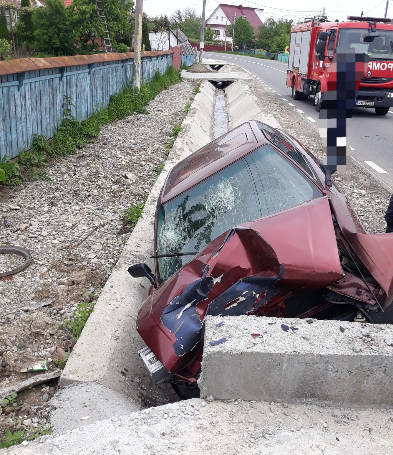 NEAMŢ: Accident rutier – autoturism intrat într-un şanţ pe DN15C, com. Brusturi