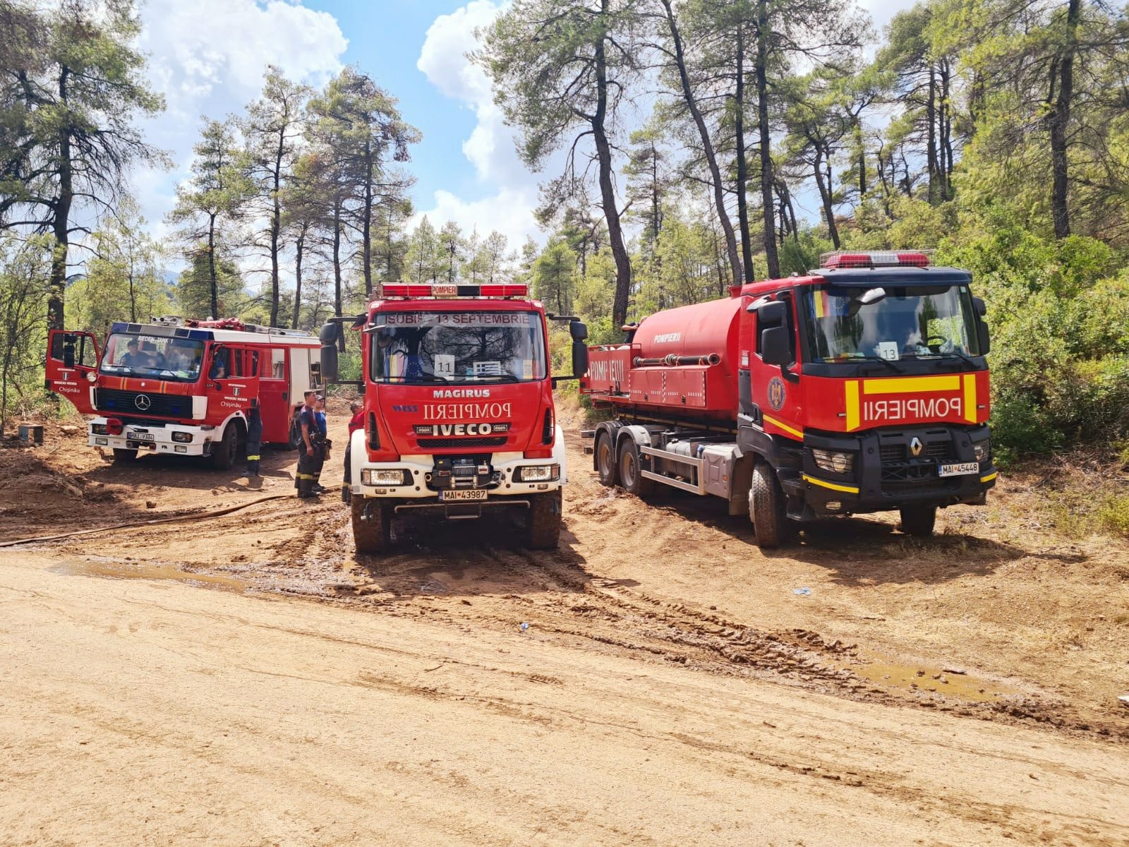 LIVE – Pompierii români care au ajutat la stingerea incendiilor din Grecia – înaintaţi în grad