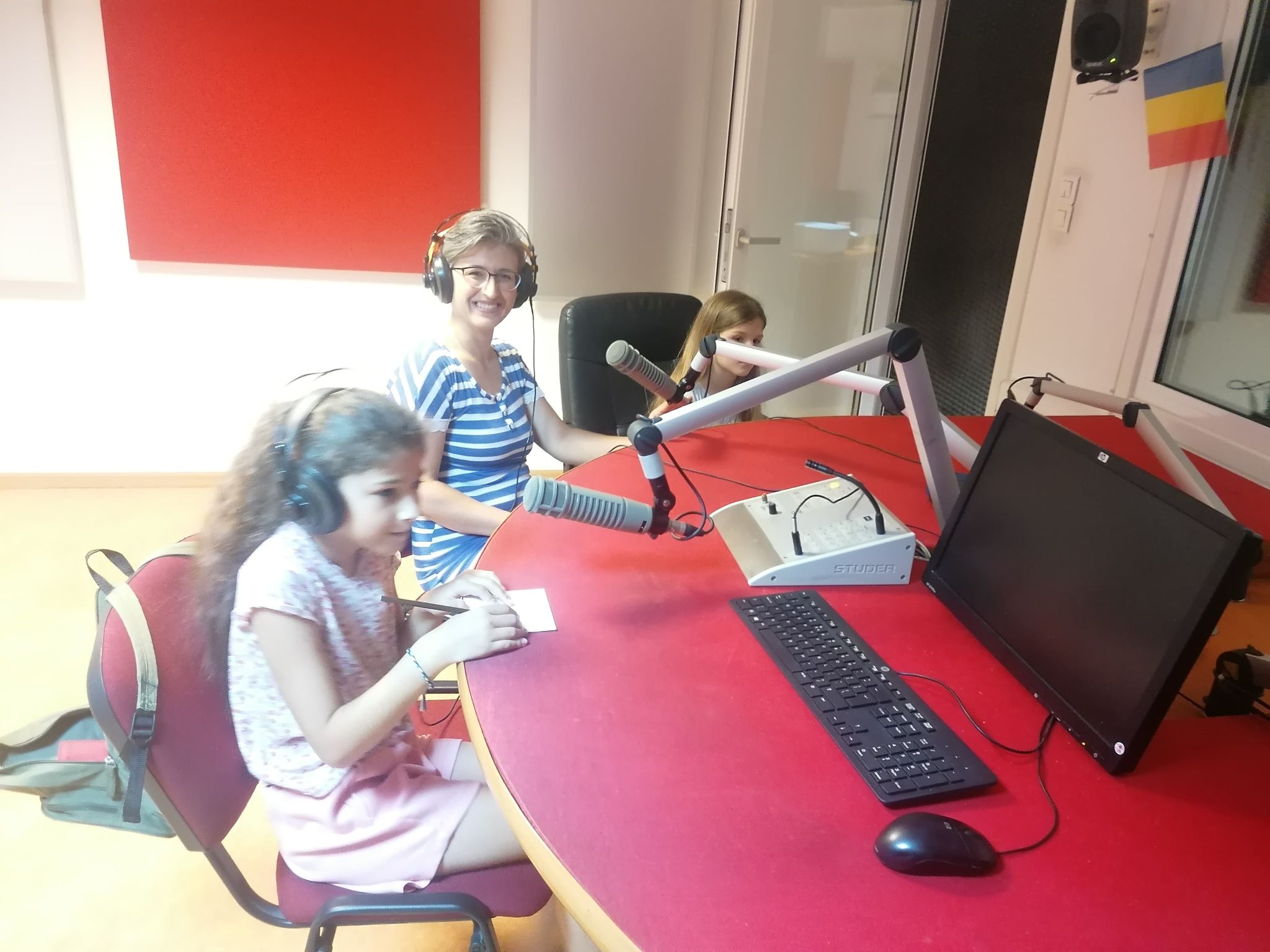 „Mamele petrec împreună în august”