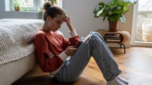 Guvernul a aprobat noi măsuri pentru prevenirea separării copiilor de familie