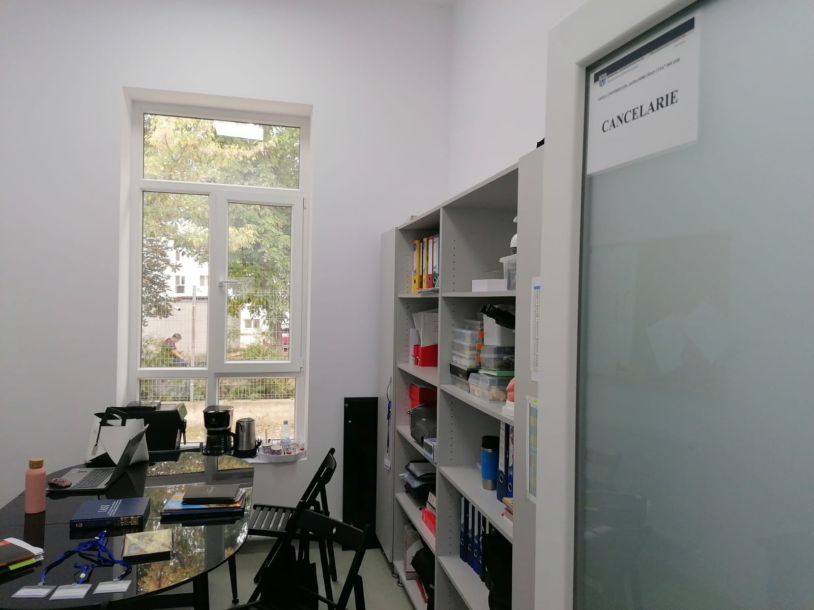 Absolvenţii de clasa a VIII-a îşi pot depune dosarele la liceele la care au fost repartizaţi