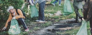 Vrancea: Peste 700 de voluntari participă la Ziua de Curăţenie Naţională, la Focşani