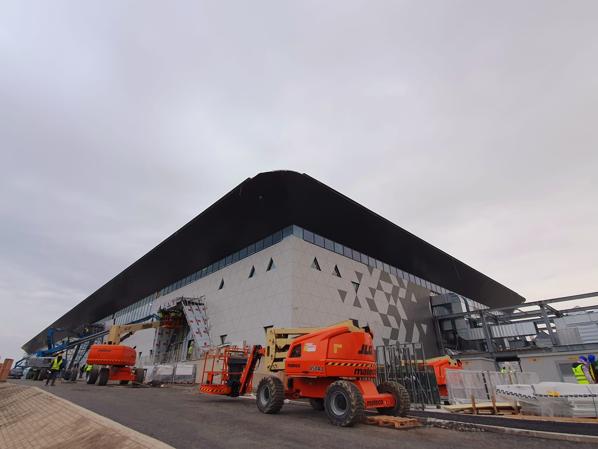 (AUDIO/FOTO) Începe recepția lucrărilor de la noul terminal T4 al Aeroportului Internațional Iași