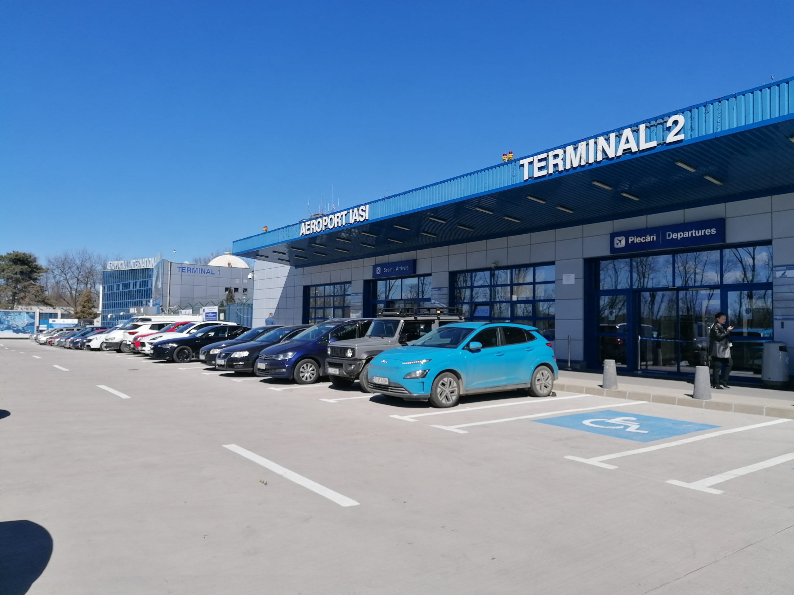 (AUDIO) Terminalul T2 al Aeroportului Iași va fi transformat în terminal cargo