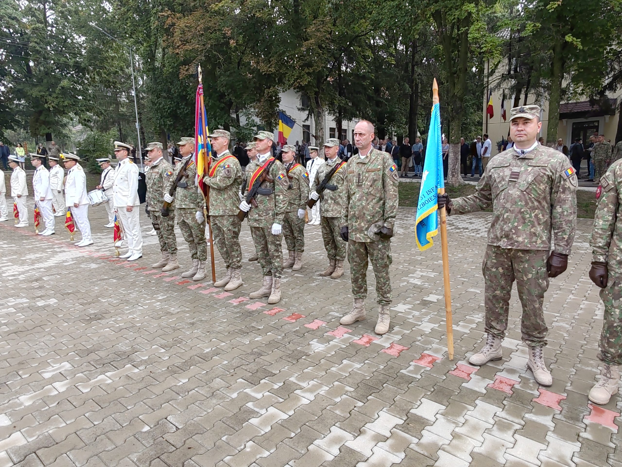 Ziua Armatei României, sărbătorită sâmbătă, în principalele garnizoane din ţară, în bazele militare în care sunt dislocaţi militari români