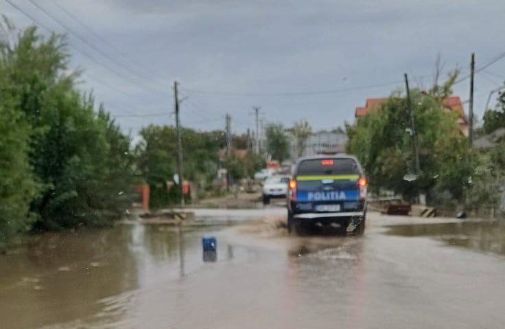 Galaţi: Prefectul judeţului a solicitat fonduri pentru refacerea infrastructurii afectate de inundaţiile din 14 septembrie Galaţi: Prefectul judeţului a solicitat fonduri pentru refacerea infrastructurii afectate de inundaţiile din 14 septembrie