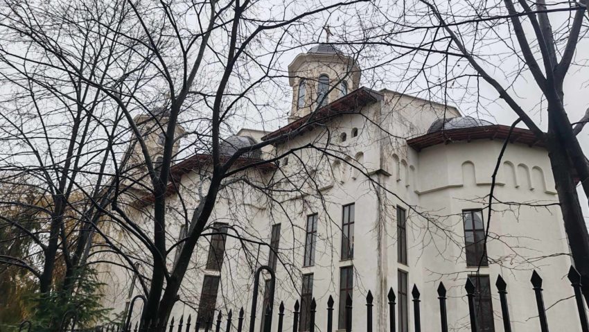 Creştinii ortodocşi îl sărbătoresc pe Sfântul Dimitrie cel Nou Creştinii ortodocşi îl sărbătoresc pe Sfântul Dimitrie cel Nou