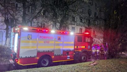 Explozie urmată de incendiu la un bloc din Focșani