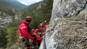 Peste 550 de salvamontiştii vor patrula pe traseele montane