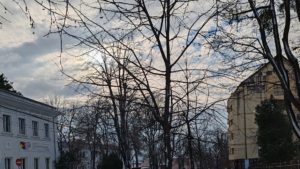 Vremea se încălzeşte uşor începând cu acest sfârşit de săptămână