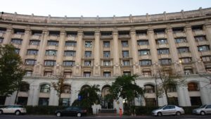 Denunţ penal la Parchetul General în legătură cu acuzaţiile de plagiat aduse ministrului Justiţiei