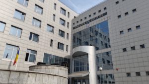 Guvernul: Măsuri temporare în Justiţie pentru prevenirea deficitului de personal în instanţe şi parchete