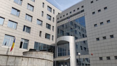 Guvernul: Măsuri temporare în Justiţie pentru prevenirea deficitului de personal în instanţe şi parchete