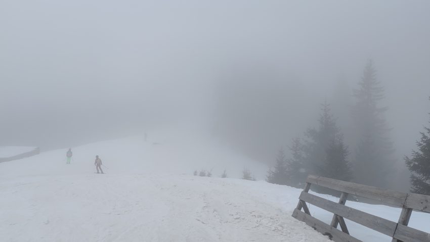 Salvamont: 97 de persoane, salvate de pe munte în ultimele 24 de ore