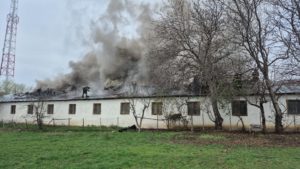 Suceava: Incendiu la un atelier de producţie a mobilei în Ipoteşti