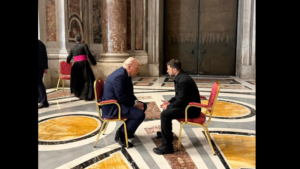 Trump crede că Putin îl ‘duce cu vorba’ în privinţa încheierii războiului în #Ucraina şi îl ameninţă cu noi sancţiuni