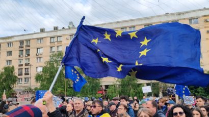 (FOTO/VIDEO) Marș pro-Europa la Iași