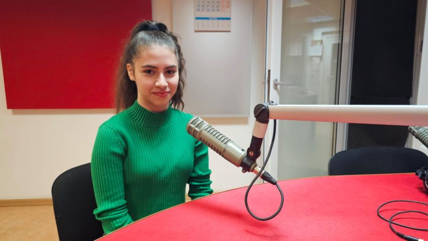Reporterul Incubator, Raluca Cebere în direct la Radio Iași Reporterul Incubator, Raluca Cebere în direct la Radio Iași