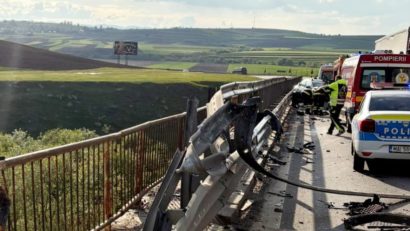 Suceava: Bărbat încarcerat după ce a rupt cu maşina un parapet de pe marginea DN17