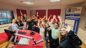 Elevii de la Colegiul Național de Artă ”Octav Băncilă” din Iași în direct la Radio Iași