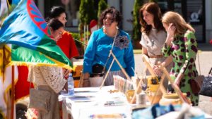Dialogul intercultural reflectat prin evenimente ale Asociația Pro Roma din Iași – teme ale emisiunii Viața romilor de luni, 26 MAI 2025, ora 20:30 – cu Dumitru ȘERBAN