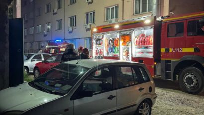 Vaslui: Incendiu la un bloc din municipiul Bârlad; 50 de persoane au fost evacuate