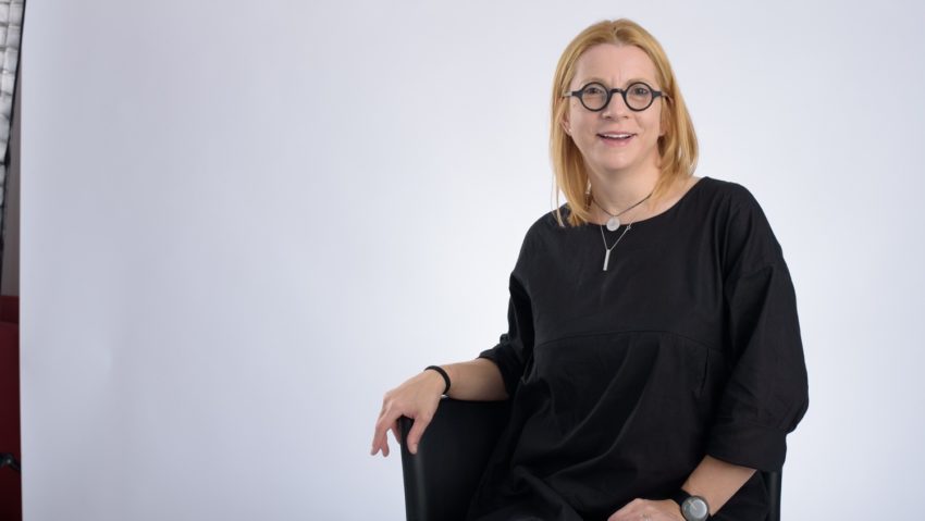 #StareaEducației (INTERVIU) Gabriela Bartic, director BRIO: ”Sunt necesare standarde de evaluare în educație, pentru că avem nevoie de corectitudine în felul în care notăm copiii. În prezent ceea ce descrie nota 7 pentru un profesor, nu descrie și pentru un alt cadru didactic sau pentru altă clasă sau pentru altă școală.” #StareaEducației (INTERVIU) Gabriela Bartic, director BRIO: ”Sunt necesare standarde de evaluare în educație, pentru că avem nevoie de corectitudine în felul în care notăm copiii. În prezent ceea ce descrie nota 7 pentru un profesor, nu descrie și pentru un alt cadru didactic sau pentru altă clasă sau pentru altă școală.”