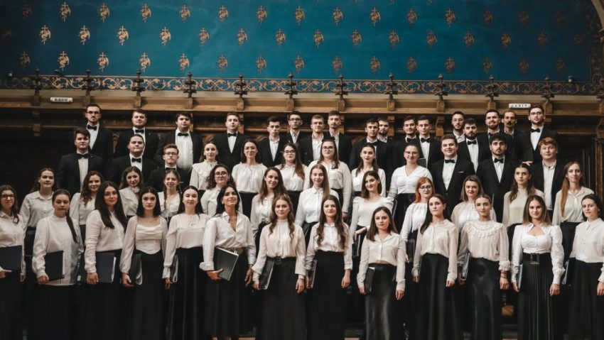Iași: Concertul absolvenților de dirijat cor academic și ansamblu coral Iași: Concertul absolvenților de dirijat cor academic și ansamblu coral