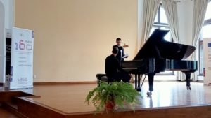 Pianiștii în prim plan: George Todică (Londra) și Ionela Butu (Iași), la Univers Muzical cu Daniela Vlad