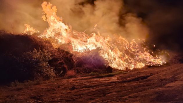 Galați: Incendiu violent la groapa de gunoi din Șendreni