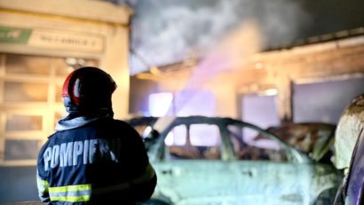 Incendiu la un service auto din municipiul Botoşani