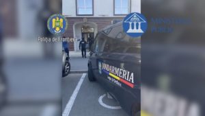 IGPF: 206 percheziţii într-un dosar vizând acte de identitate româneşti false
