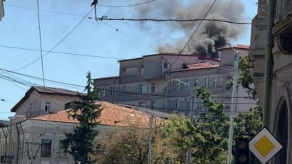 (FOTO) PLAN ROȘU de INTERVENȚIE la Maternitatea „Cuza Vodă” din Iași. Etajul 4 al unității a fost evacuat complet