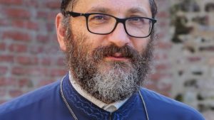 „Imagine și Simbol în Cultura Cucuteni. O privire dinspre Estetică asupra Arheologiei”, susținută de Pr. Prof. univ. dr. Constantin Necula.