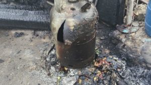 Incendiu și explozie într-o locuință din Galați. O persoană a murit