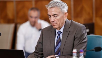 Vicepremierul Dragoş Anastasiu şi-a anunţat demisia din funcţie