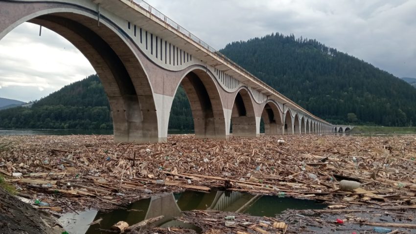 Măsuri întreprinse în contextul inundațiilor și stării calității apelor în jud. Neamț Măsuri întreprinse în contextul inundațiilor și stării calității apelor în jud. Neamț