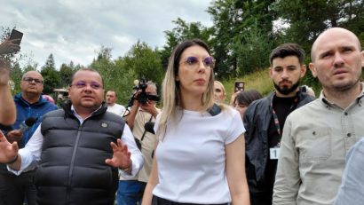(AUDIO) Diana Buzoianu: Guvernul va continua să aloce fonduri pentru ajutorarea populaţiei şi refacerea infrastructurii distruse
