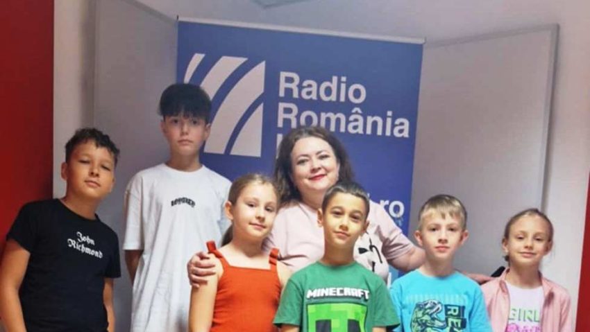 Omul care aduce vestea: ”Clubul de jurnalism și Public Speaking pentru Copii” la Radio Iași Omul care aduce vestea: ”Clubul de jurnalism și Public Speaking pentru Copii” la Radio Iași