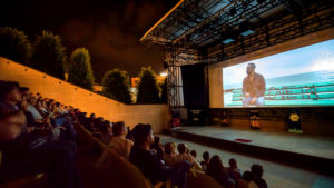 Serile Filmului Românesc, la Palas: filme în aer liber, întâlniri cu actorii şi concerte Moonlight Breakfast şi Feli