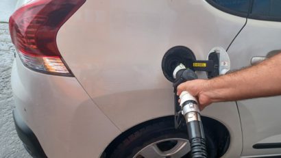 Preţurile carburanţilor s-au actualizat pe fondul majorării accizei şi a TVA-ului