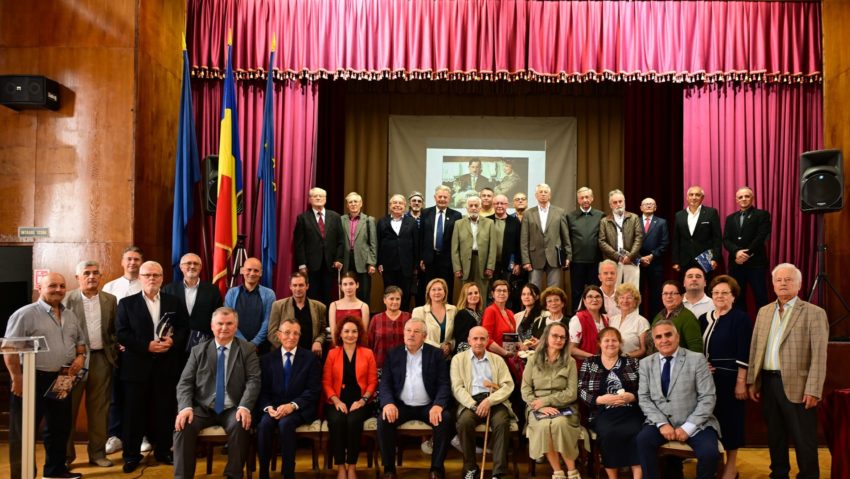 Cartea – Dialog și didascalie în opera lui Caragiale, de Gheorghe Nicolaescu, lansată la Iași