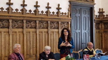 Țesături și broderii decorative din Moldova, de Silvia Ciubotaru (dr. în Filologie) și academician Ion H. Ciubotaru – temă a emisiunii Tradiții de joi, 4 SEPTEMBRIE 2025, ora 21:03 – 22 – cu Dumitru ȘERBAN