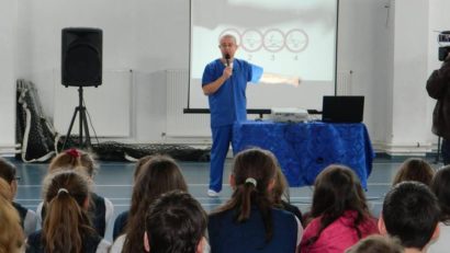 Sfaturi sănătoase (nu doar) pentru școlari. Conf.univ.dr. Tudor Ciuhodaru, medic primar urgențe, cu Mihai Florin Pohoață, la ”Pulsul Zilei” – 12.09.2025.
