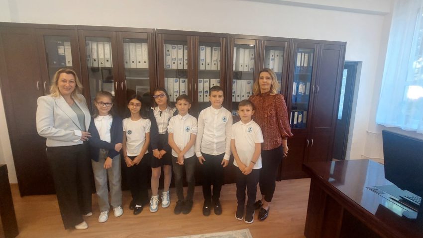#StareaEducației (REPORTAJ) Centrul pentru Performanță ”Simionescu”, șansa spre excelență pentru elevii de clasa a IV-a din județul Iași