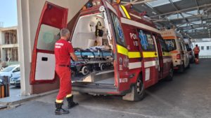 Neamţ: O minoră de 11 ani şi doi adulţi, răniţi într-un accident rutier produs în localitatea Secuienii Noi